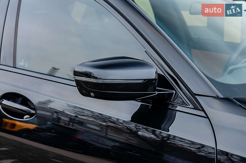 Седан BMW 3 Series 2019 в Києві