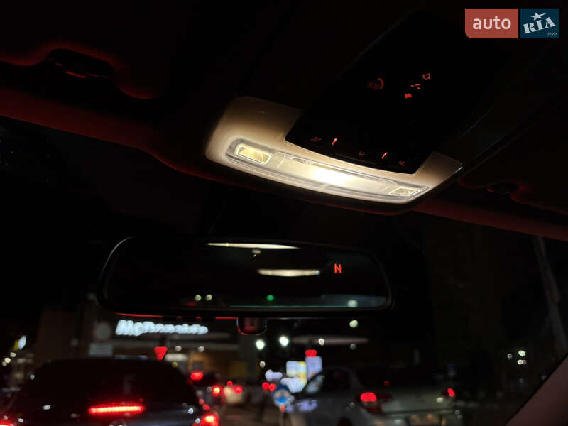 Седан BMW 3 Series 2014 в Львові