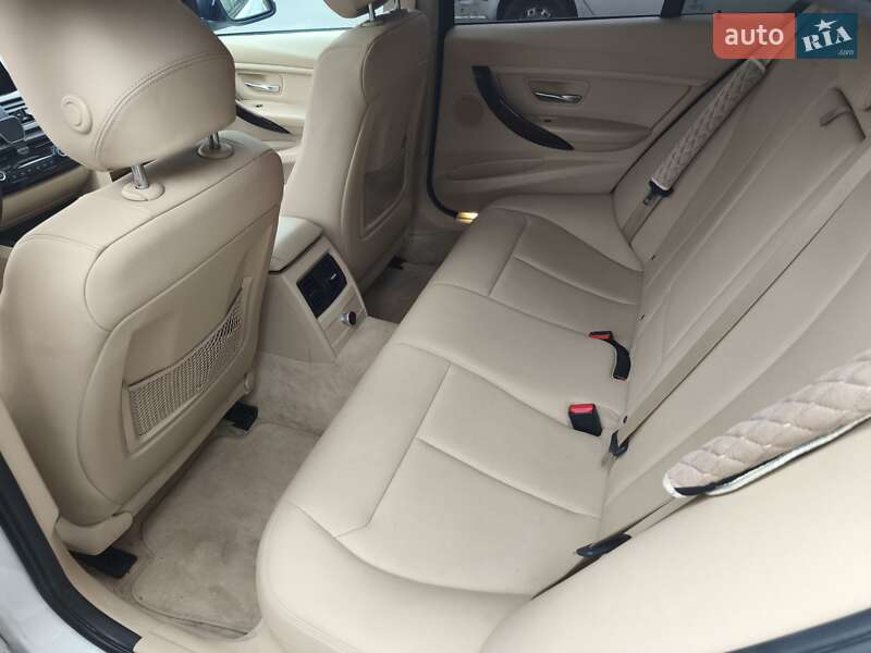 Седан BMW 3 Series 2016 в Киеве фото 19 Седан BMW 3 Series 2016 в Киеве
