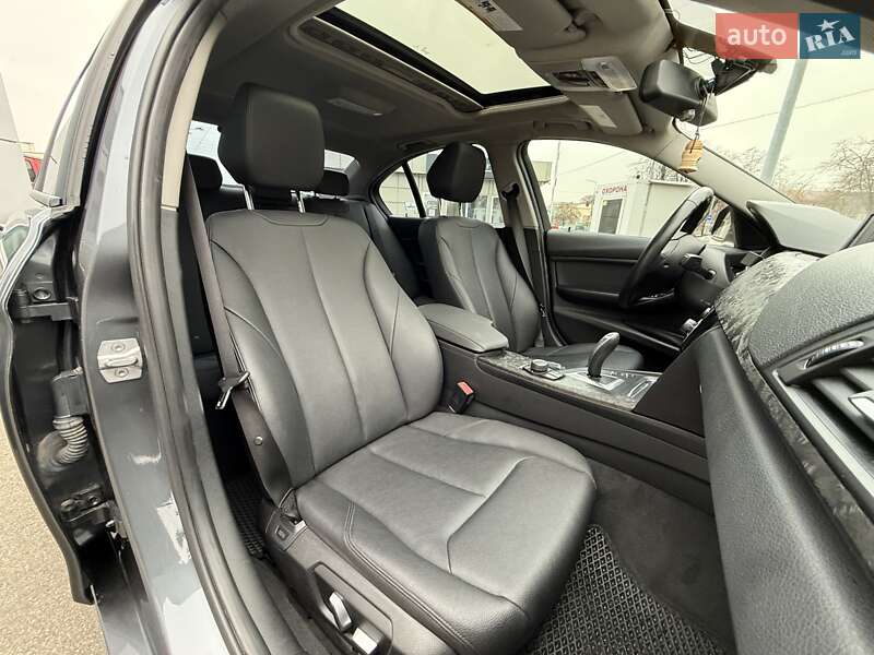 Седан BMW 3 Series 2015 в Киеве фото 13 Седан BMW 3 Series 2015 в Киеве