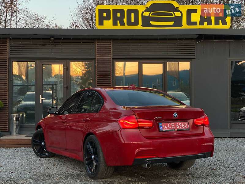 Седан BMW 3 Series 2016 в Львове