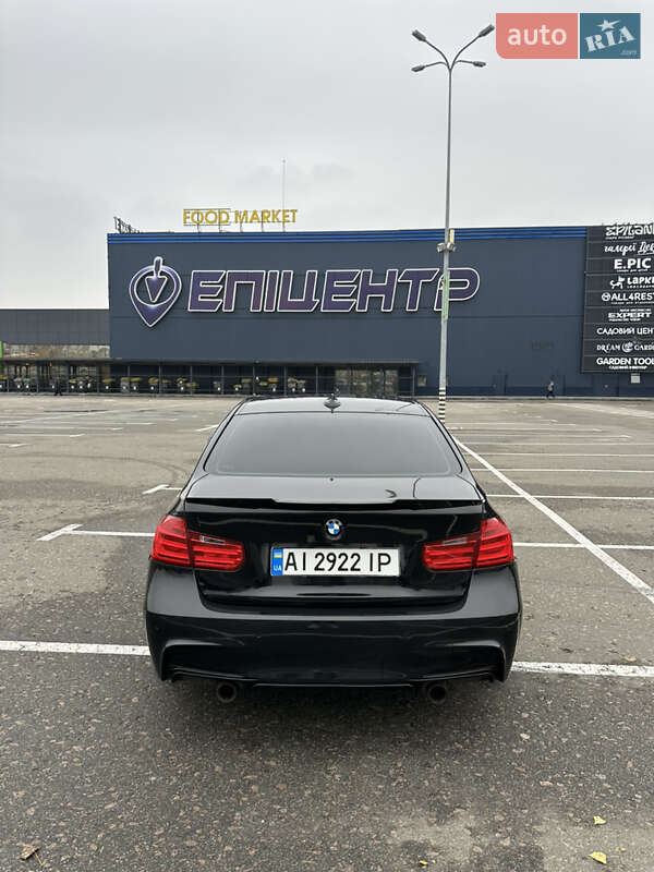 Седан BMW 3 Series 2014 в Киеве