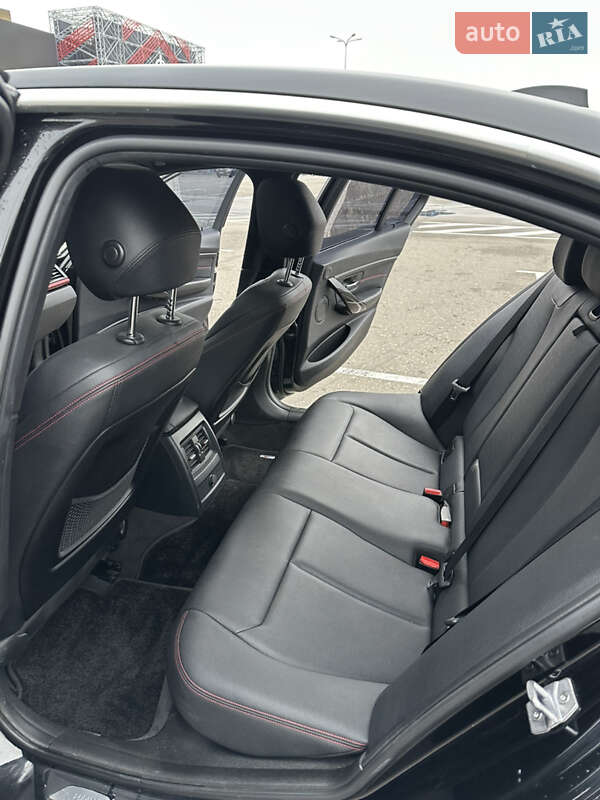 Седан BMW 3 Series 2014 в Киеве