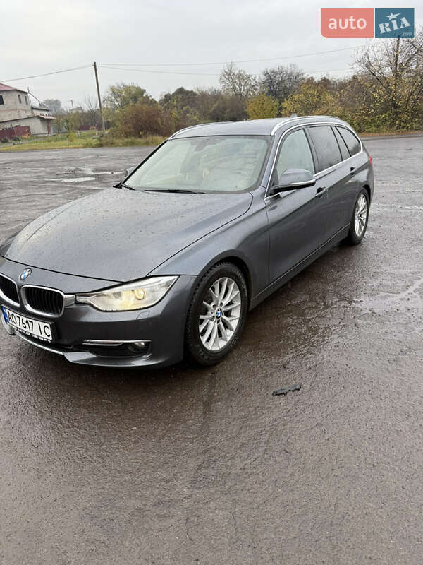 Универсал BMW 3 Series 2013 в Ужгороде