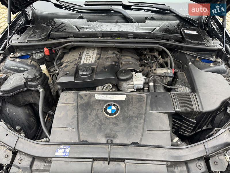 Универсал BMW 3 Series 2008 в Нововолынске фото 14 Универсал BMW 3 Series 2008 в Нововолынске