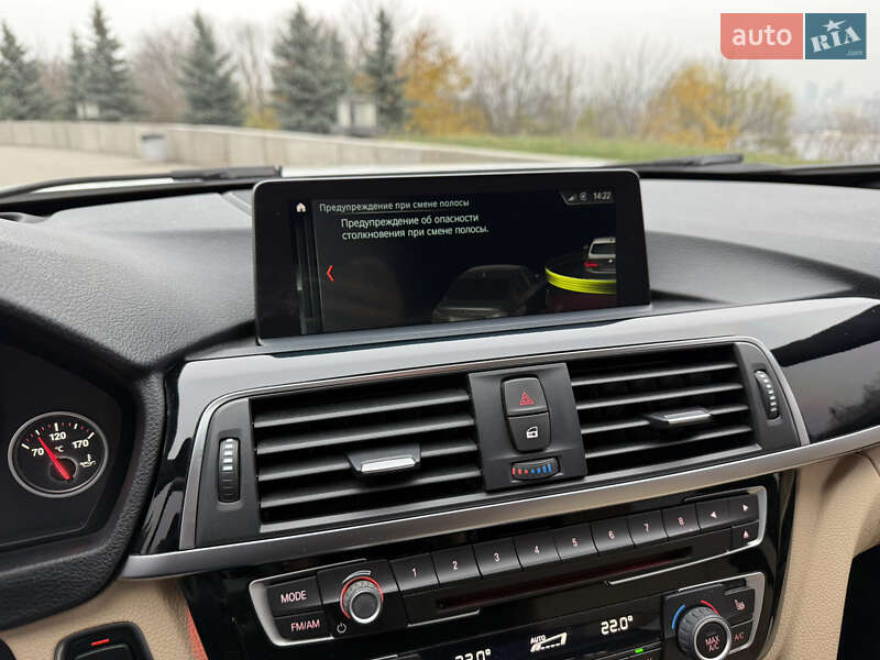Седан BMW 3 Series 2018 в Киеве