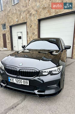 Седан BMW 3 Series 2019 в Харкові