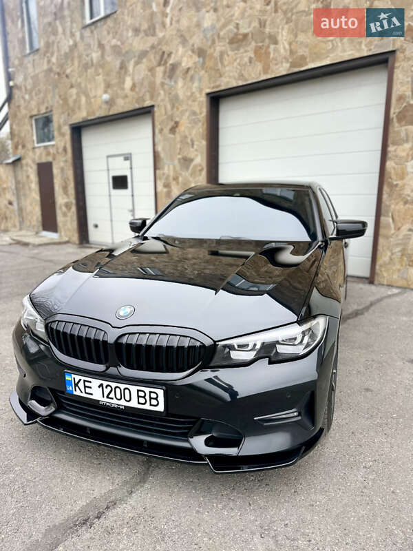 BMW 3 Series 2019