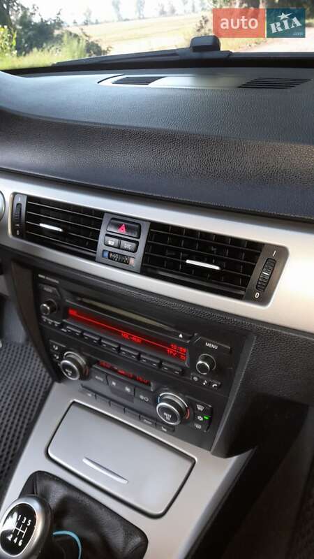 Седан BMW 3 Series 2007 в Києві
