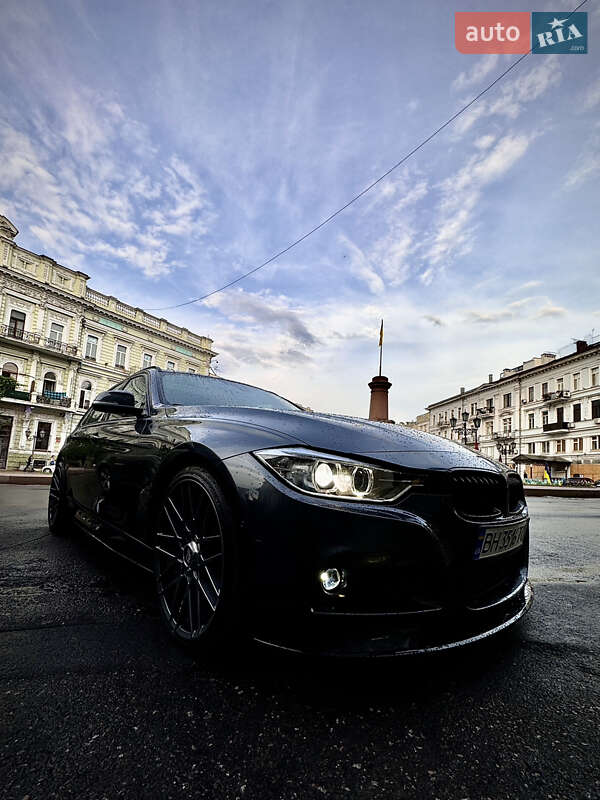 Универсал BMW 3 Series 2015 в Одессе