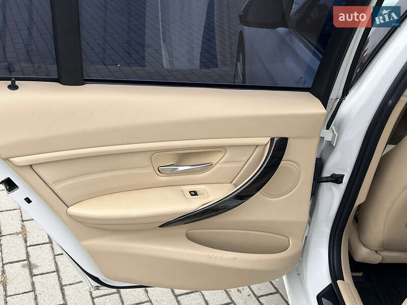 Седан BMW 3 Series 2012 в Ковеле