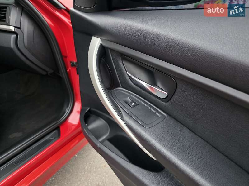 Седан BMW 3 Series 2014 в Хмельницькому