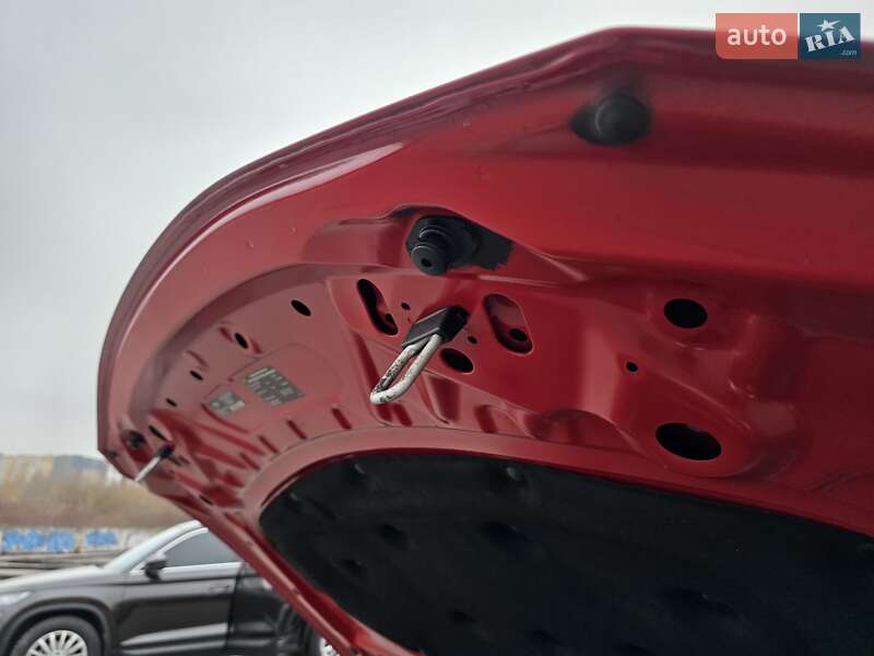 Седан BMW 3 Series 2014 в Хмельницькому