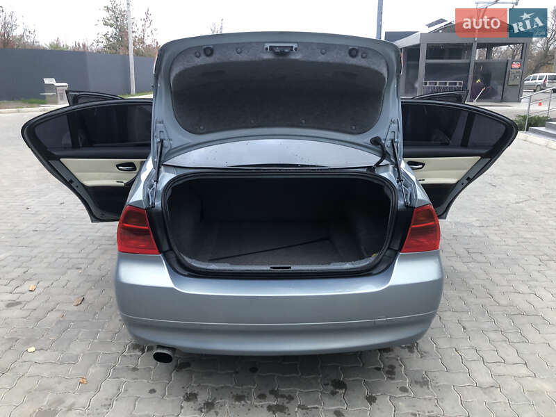 Седан BMW 3 Series 2005 в Николаеве фото 16 Седан BMW 3 Series 2005 в Николаеве