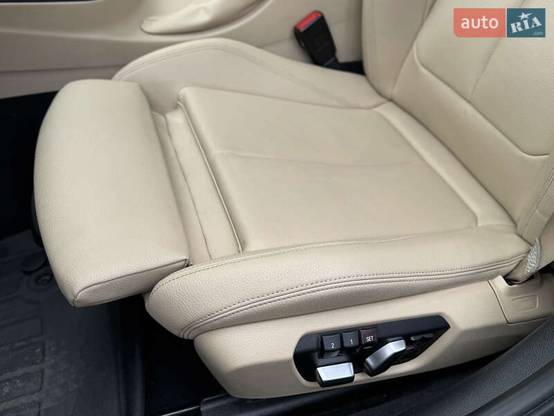 Седан BMW 3 Series 2017 в Конотопе