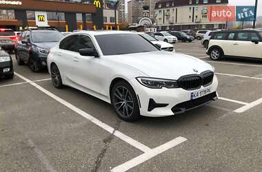 Седан BMW 3 Series 2019 в Киеве