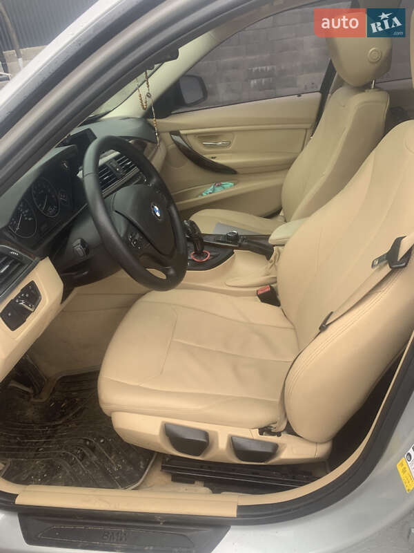 Седан BMW 3 Series 2016 в Ивано-Франковске фото 8 Седан BMW 3 Series 2016 в Ивано-Франковске