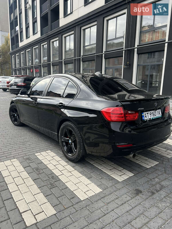 Седан BMW 3 Series 2015 в Ивано-Франковске