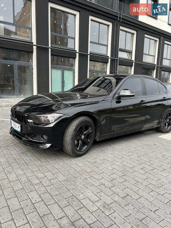 Седан BMW 3 Series 2015 в Ивано-Франковске