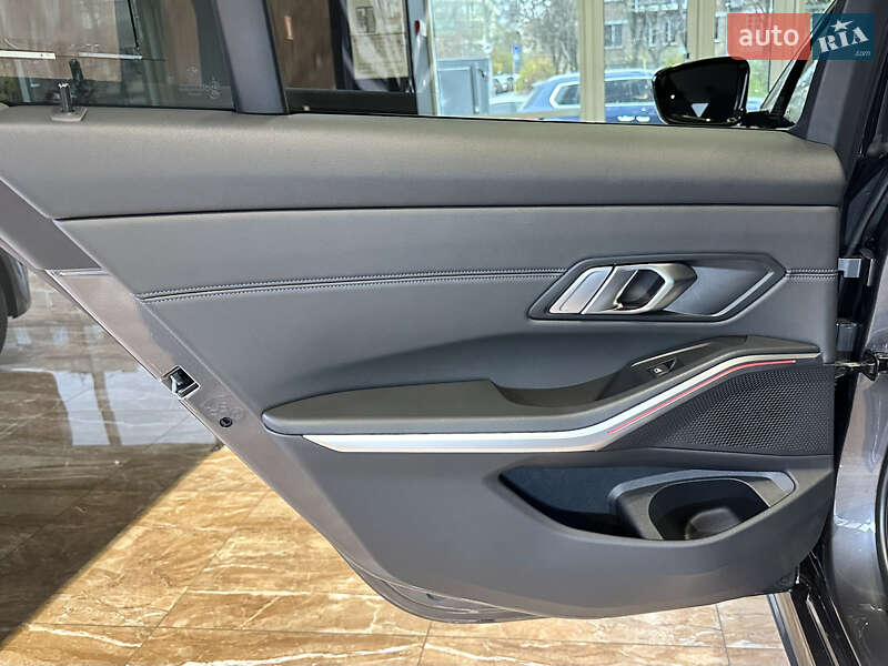 Седан BMW 3 Series 2019 в Киеве
