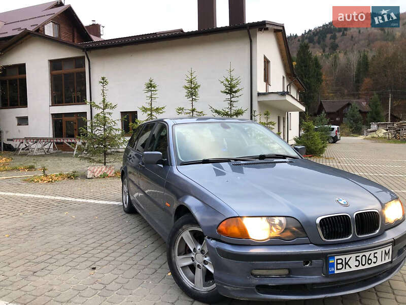 Универсал BMW 3 Series 2000 в Сколе