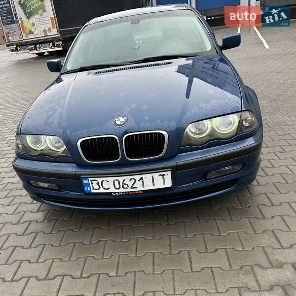 Седан BMW 3 Series 2001 в Львове