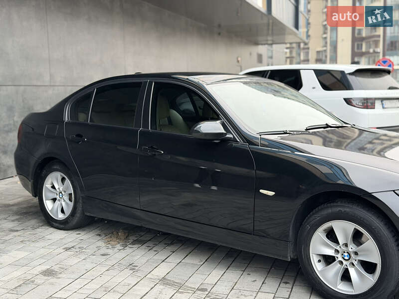 Седан BMW 3 Series 2007 в Киеве