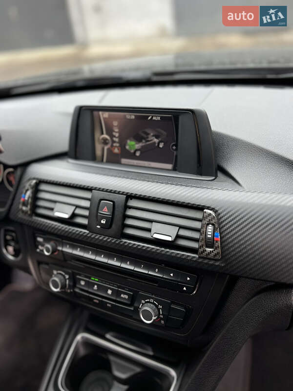 Седан BMW 3 Series 2012 в Сарнах