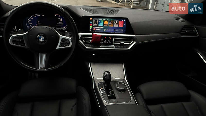 Седан BMW 3 Series 2019 в Одессе
