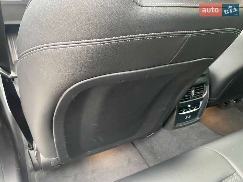 Седан BMW 3 Series 2023 в Киеве фото 71 Седан BMW 3 Series 2023 в Киеве