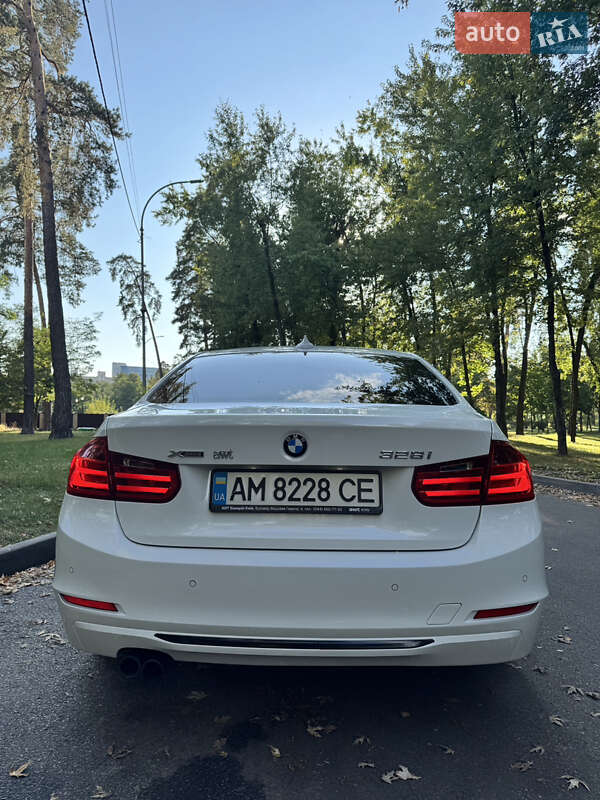 Седан BMW 3 Series 2012 в Киеве фото 14 Седан BMW 3 Series 2012 в Киеве