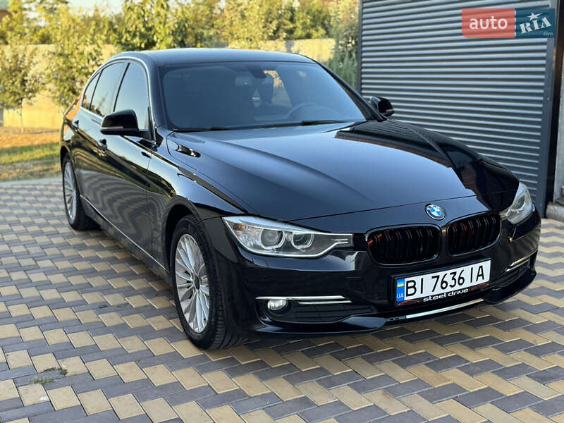 Седан BMW 3 Series 2015 в Николаеве
