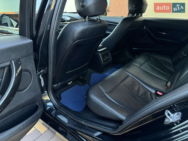 Седан BMW 3 Series 2015 в Николаеве