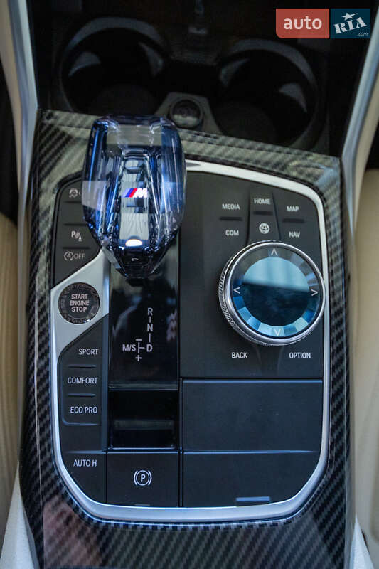 Седан BMW 3 Series 2019 в Львове