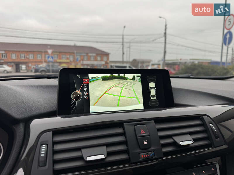 Седан BMW 3 Series 2016 в Сумах