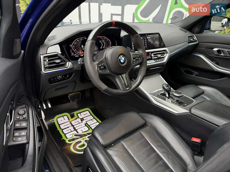 Седан BMW 3 Series 2018 в Киеве