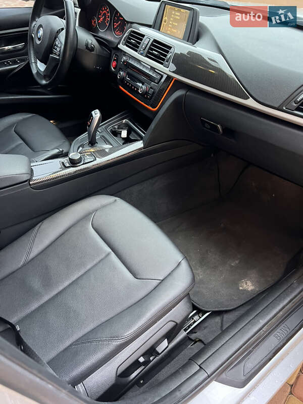 Седан BMW 3 Series 2014 в Одессе