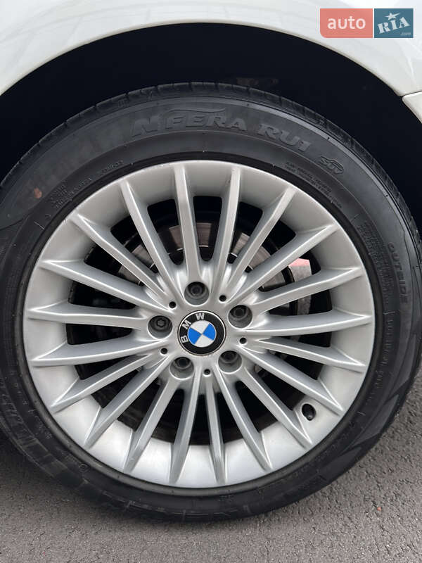 Седан BMW 3 Series 2013 в Киеве