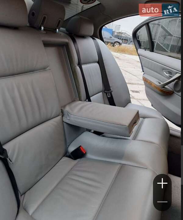 Седан BMW 3 Series 2005 в Одессе