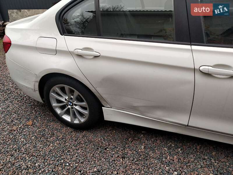 Седан BMW 3 Series 2018 в Одессе