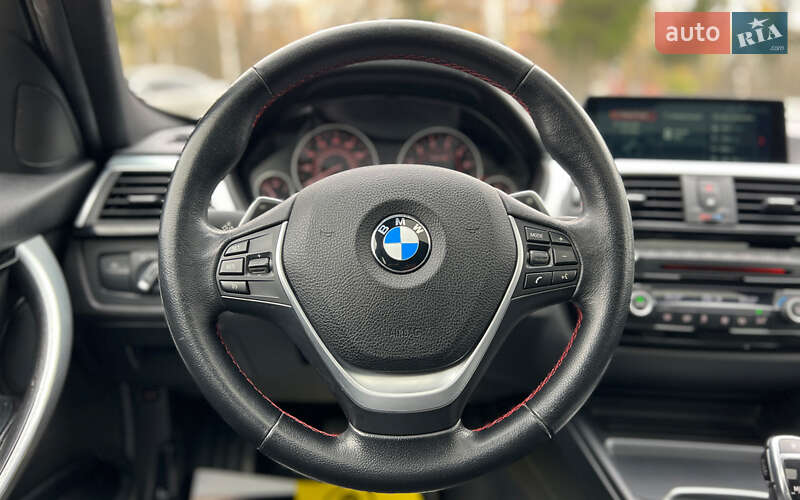 Седан BMW 3 Series 2015 в Львові