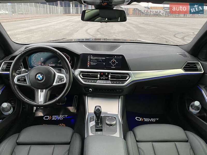 Седан BMW 3 Series 2020 в Львове