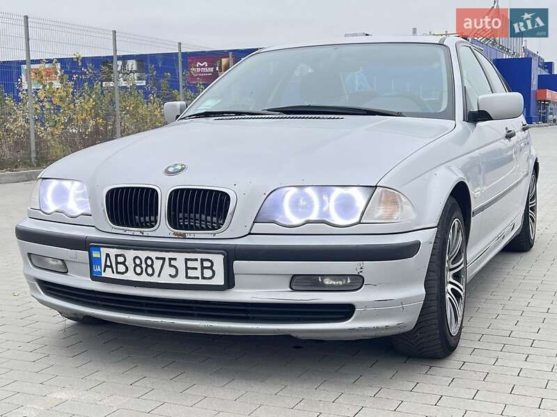 Седан BMW 3 Series 2001 в Виннице