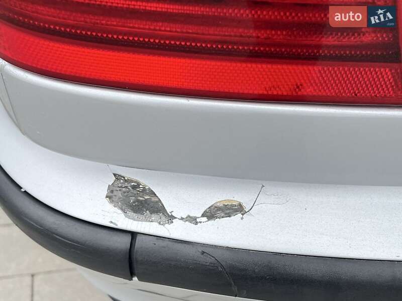 Седан BMW 3 Series 2001 в Виннице