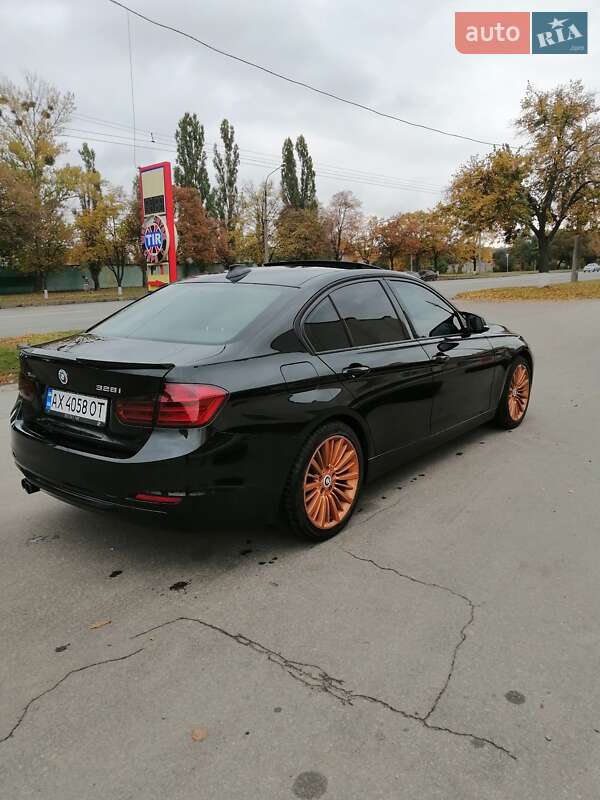 Седан BMW 3 Series 2013 в Харькове