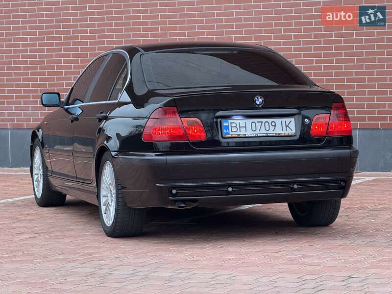 Седан BMW 3 Series 2002 в Одессе