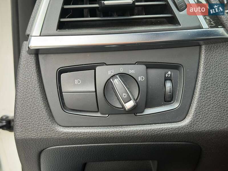 Седан BMW 3 Series 2016 в Хмельницькому