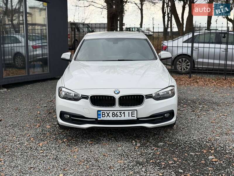 Седан BMW 3 Series 2016 в Хмельницькому