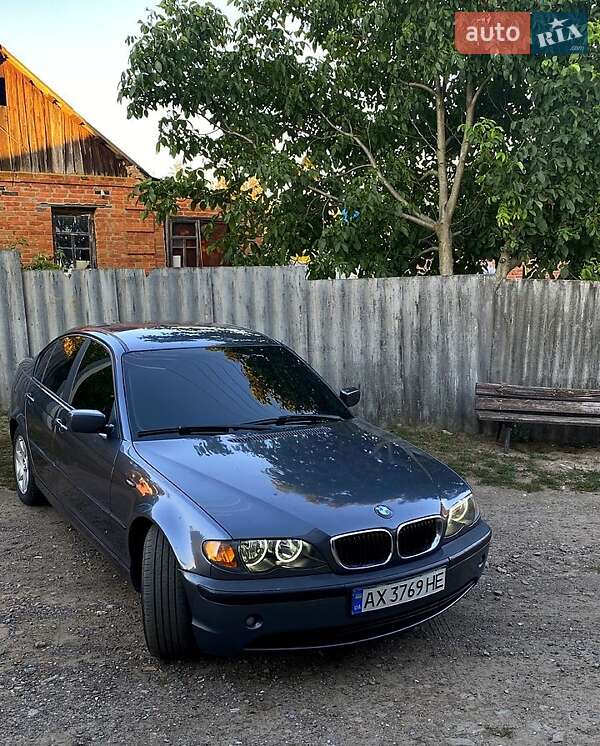 BMW 3 Series 2003