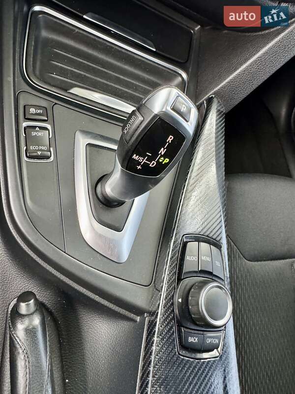 Седан BMW 3 Series 2013 в Киеве